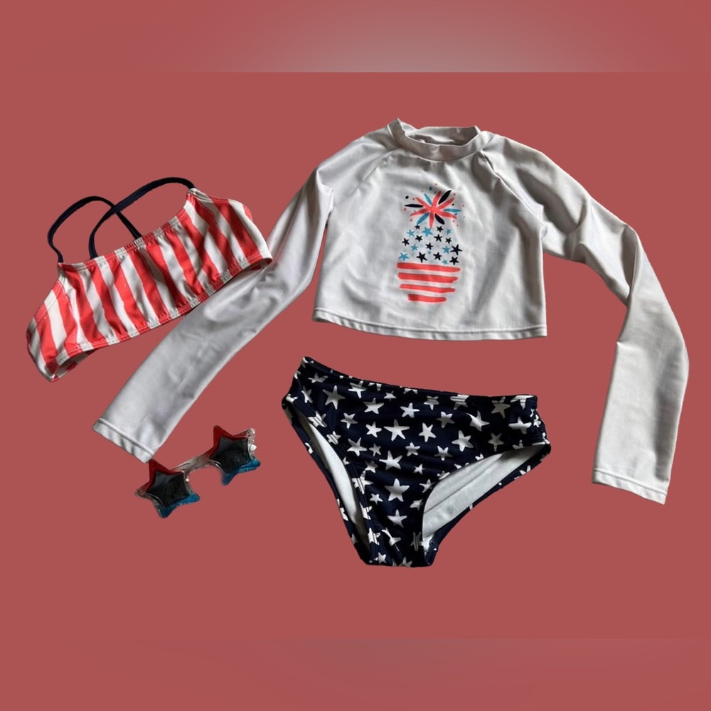Cat & Jack Patriotic Girls Two Piece and Cropped Rashguard Set